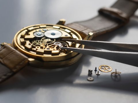 ブルガリの腕時計のオーバーホール・修理依頼方法を解説｜依頼業者選びのポイントも解説