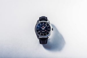 オメガシーマスターアクアテラの魅力と人気の秘密とは