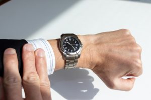 ヴァシュロン・コンスタンタンの腕時計オーヴァーシーズデュアルタイムの魅力とは？おすすめモデルも紹介