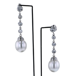 Earrings / Earrings Platinum Pearl Earrings